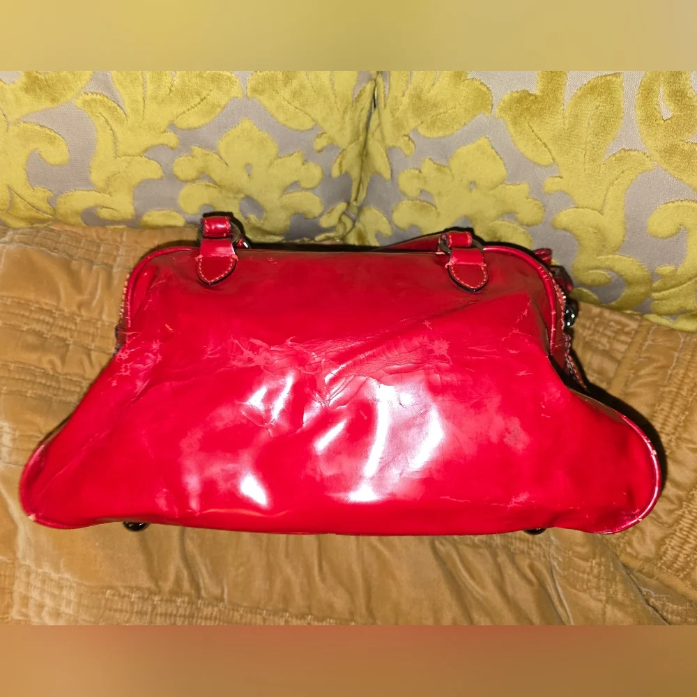 Authentic Valentino Garavani Elegant Red Women's Handbag - Picture 13 of 17